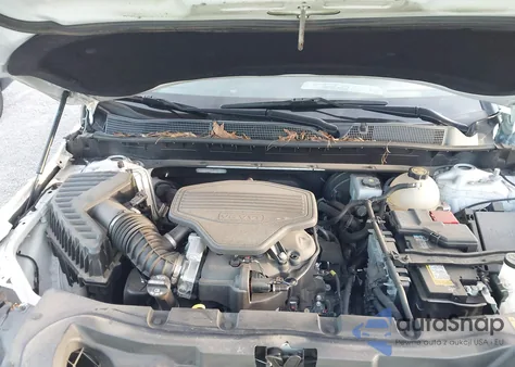 2020 Chevrolet Blazer Awd 2Lt z USA, uszkodzony, nr VIN 3GNKBHRS3LS623817